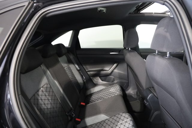 VOLKSWAGEN Taigo usata, con Cruise Control