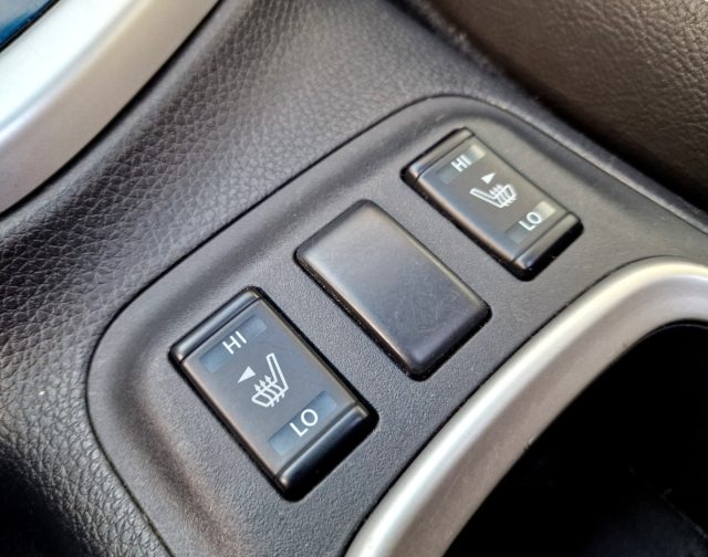 NISSAN Navara usata, con ESP
