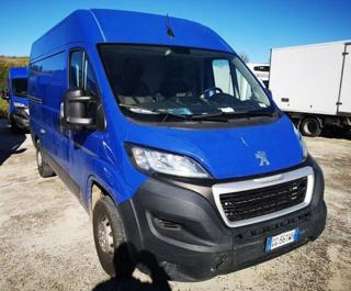 PEUGEOT Boxer usata, con Alzacristalli elettrici