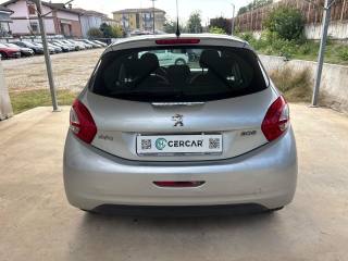 PEUGEOT 208 usata, con Alzacristalli elettrici