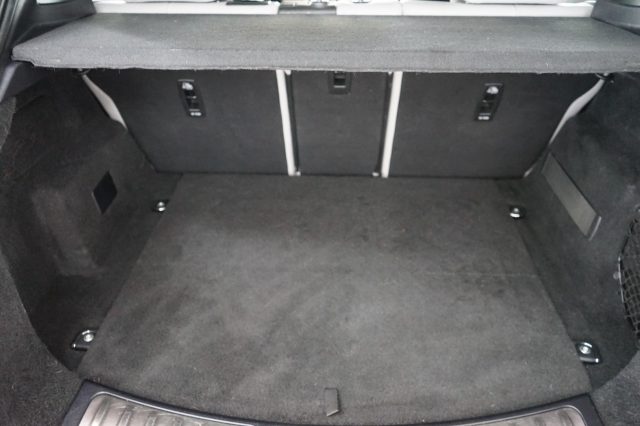 JAGUAR E-Pace usata 35