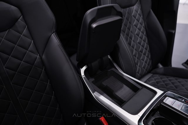 AUDI Q8 usata, con Sensori di parcheggio posteriori