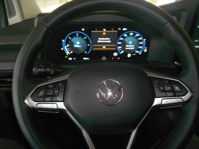 VOLKSWAGEN T6 Caravelle usata, con Controllo automatico clima