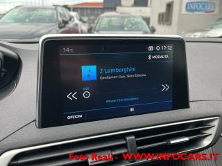 PEUGEOT 3008 usata, con USB