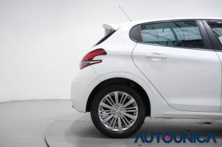 PEUGEOT 208 usata 42
