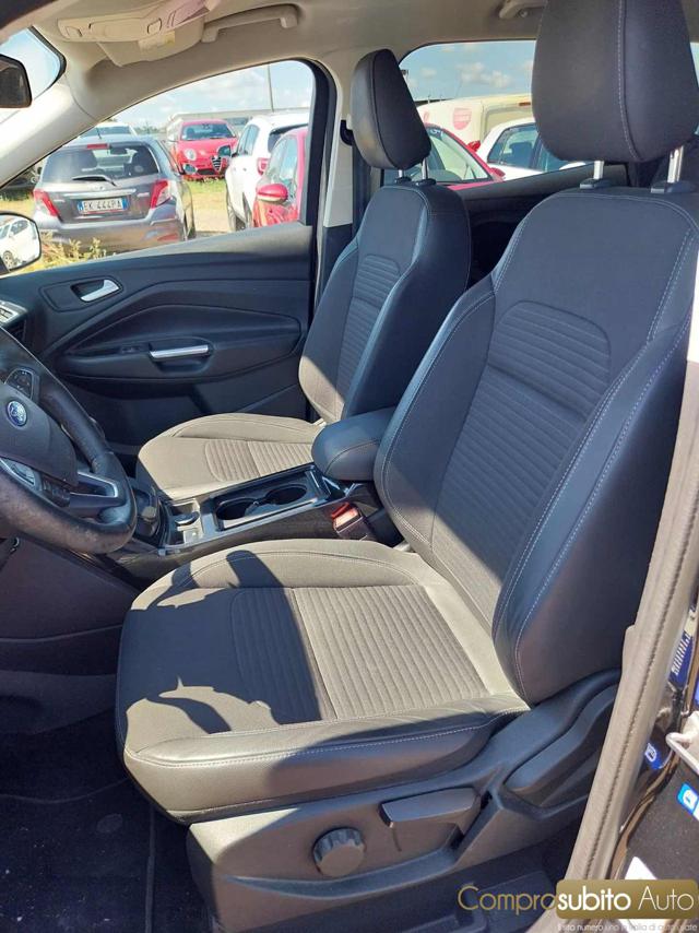 FORD Kuga usata, con Bluetooth
