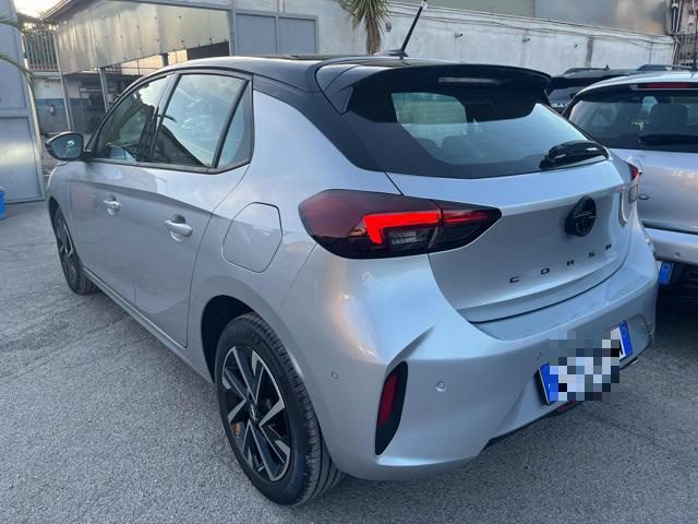 OPEL Corsa usata, con Airbag laterali