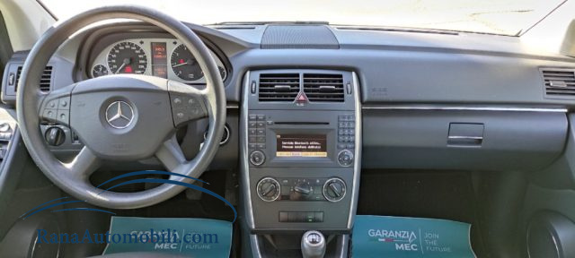 MERCEDES-BENZ B 180 usata, con Chiusura centralizzata