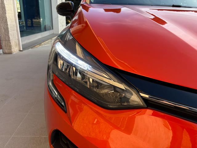 RENAULT Clio usata, con Specchietti laterali elettrici