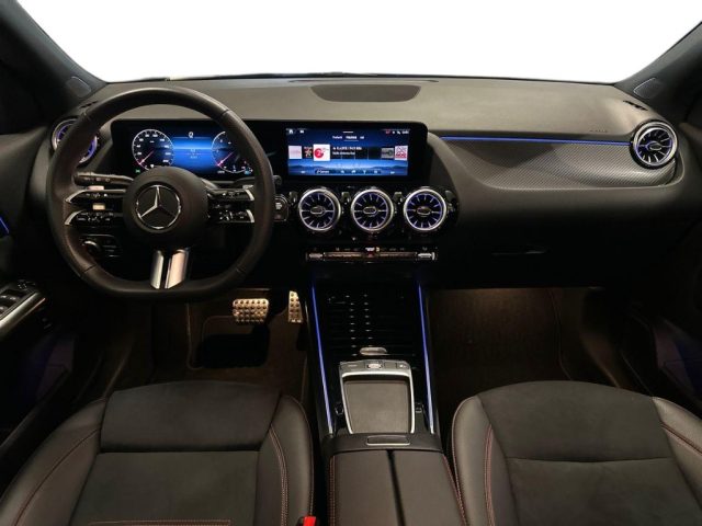 MERCEDES-BENZ GLA 200 usata, con Controllo automatico clima
