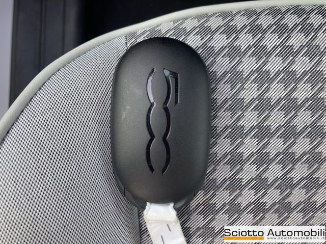 FIAT 500 usata, con Sensori di parcheggio posteriori