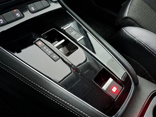 OPEL Grandland usata, con Autoradio