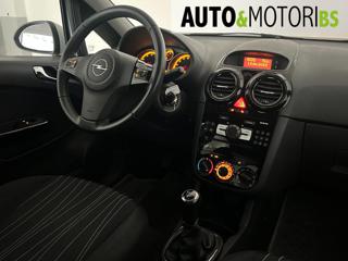OPEL Corsa usata, con Specchietti laterali elettrici