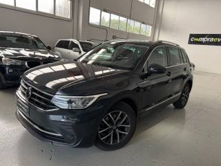 VOLKSWAGEN Tiguan usata, con Airbag
