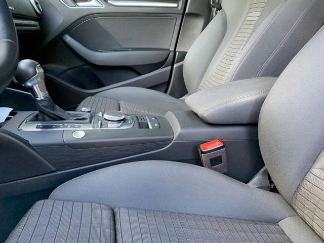 AUDI A3 usata, con Sensori di parcheggio posteriori