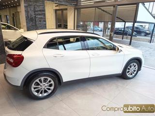 MERCEDES-BENZ GLA 200 usata, con Autoradio