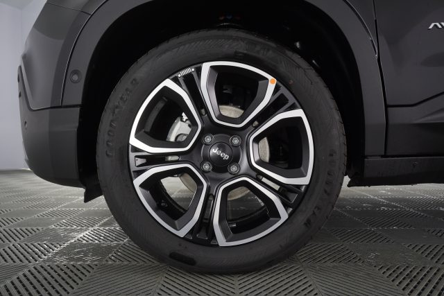 JEEP Avenger usata 16