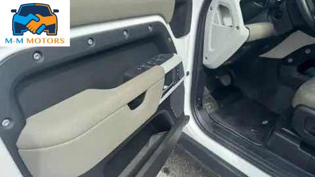 LAND ROVER Defender usata, con Controllo trazione