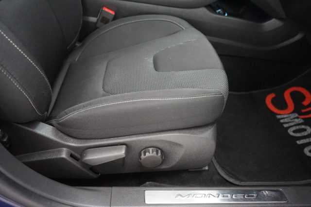 FORD Mondeo usata, con Specchietto retrovisore con funzione antiabbagliamento