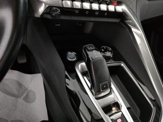 PEUGEOT 3008 usata, con Controllo automatico clima