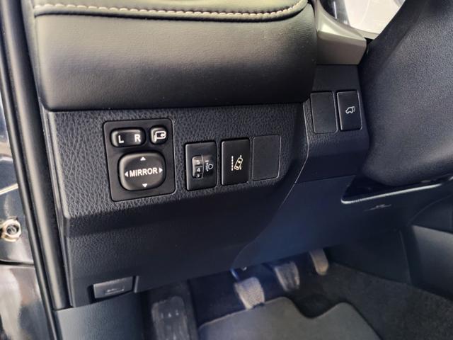 TOYOTA RAV 4 usata, con Vetri oscurati