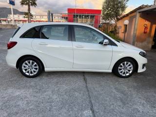 MERCEDES-BENZ B 180 usata, con Climatizzatore