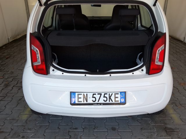 VOLKSWAGEN up! usata, con Lettore CD