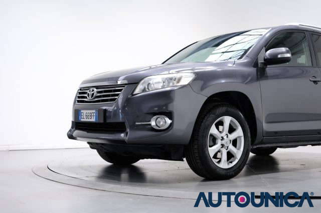 TOYOTA RAV 4 MY23 usata 47