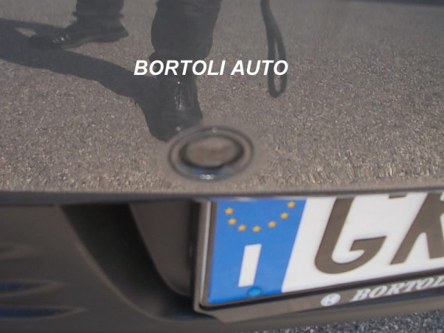 RENAULT Clio usata, con Sensori di parcheggio posteriori