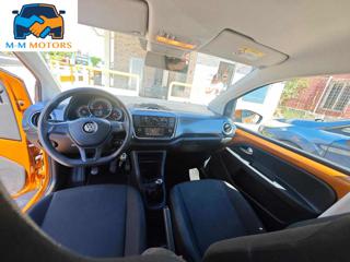 VOLKSWAGEN up! usata, con Sedile posteriore sdoppiato