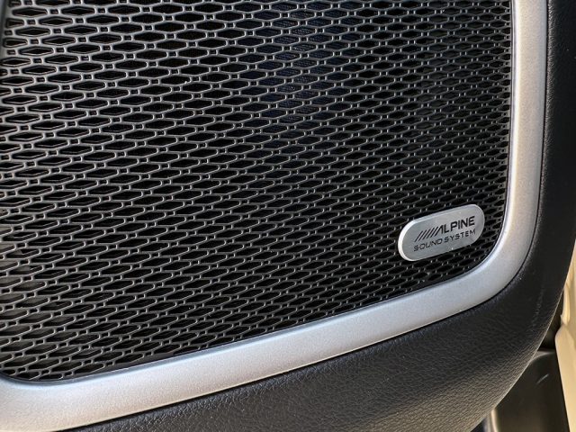 JEEP Compass usata, con Sedile posteriore sdoppiato