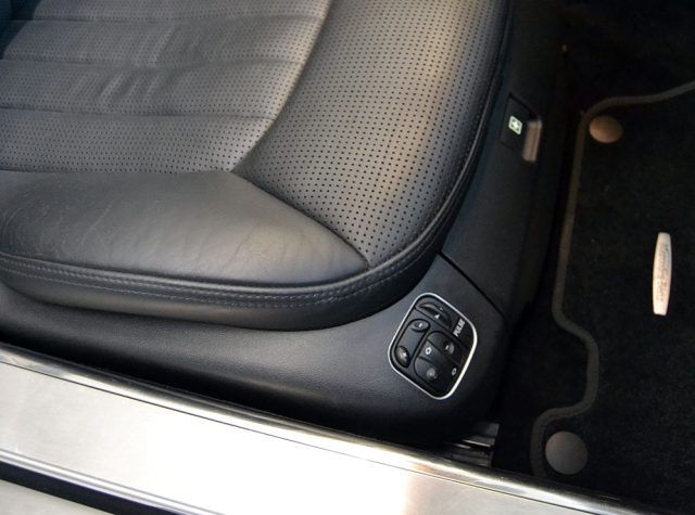 MERCEDES-BENZ SL 63 AMG usata, con Alzacristalli elettrici