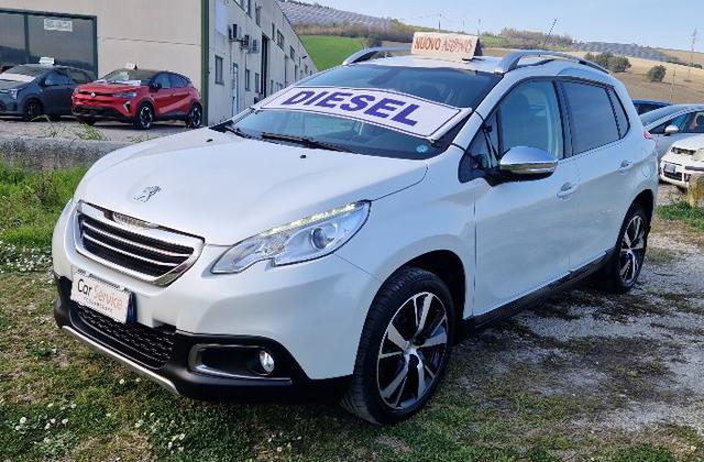 PEUGEOT 2008 usata, con Airbag