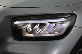 MERCEDES-BENZ GLB 200 usata 8