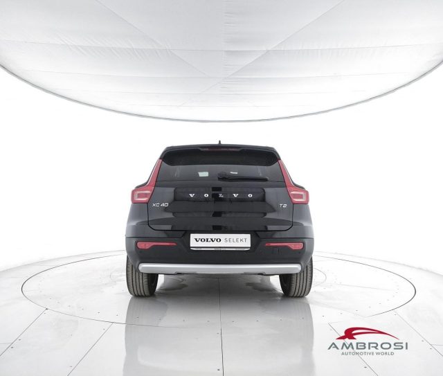 VOLVO XC40 usata 5