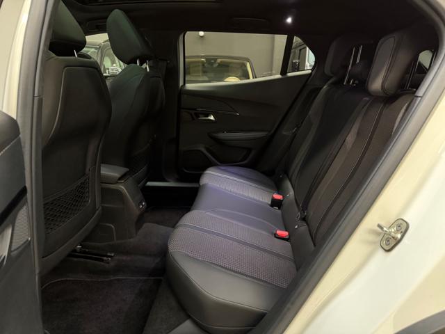 PEUGEOT 2008 usata, con Sedile posteriore sdoppiato
