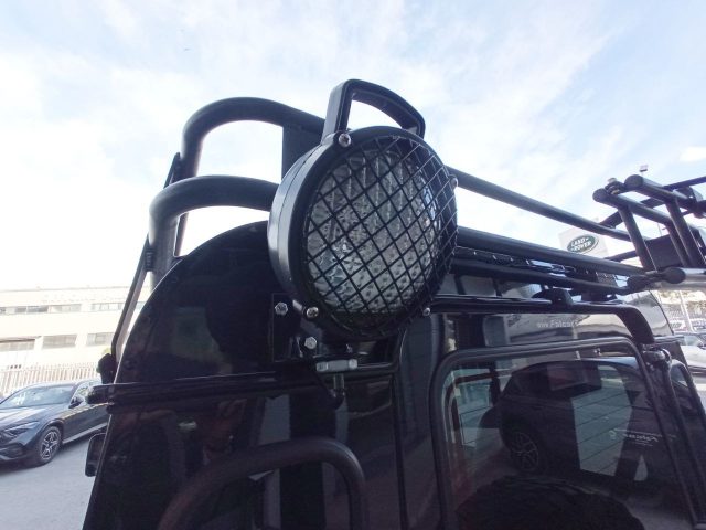 LAND ROVER Defender usata 29