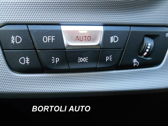 BMW 116 usata, con Fari LED