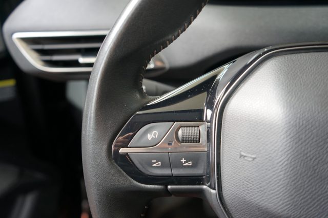 PEUGEOT 3008 usata, con Isofix