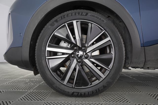 PEUGEOT 3008 usata 8