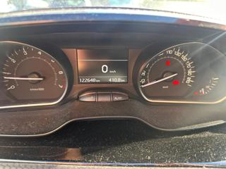 PEUGEOT 208 usata, con Autoradio