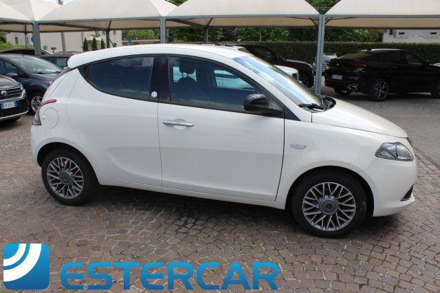 LANCIA Ypsilon usata, con Chiusura centralizzata