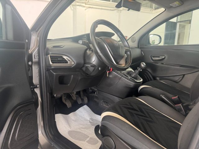 LANCIA Ypsilon usata, con Chiusura centralizzata