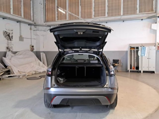 LAND ROVER Range Rover Velar usata, con Autoradio