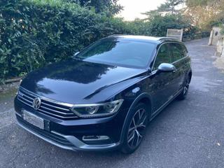 VOLKSWAGEN Passat usata, con Servosterzo