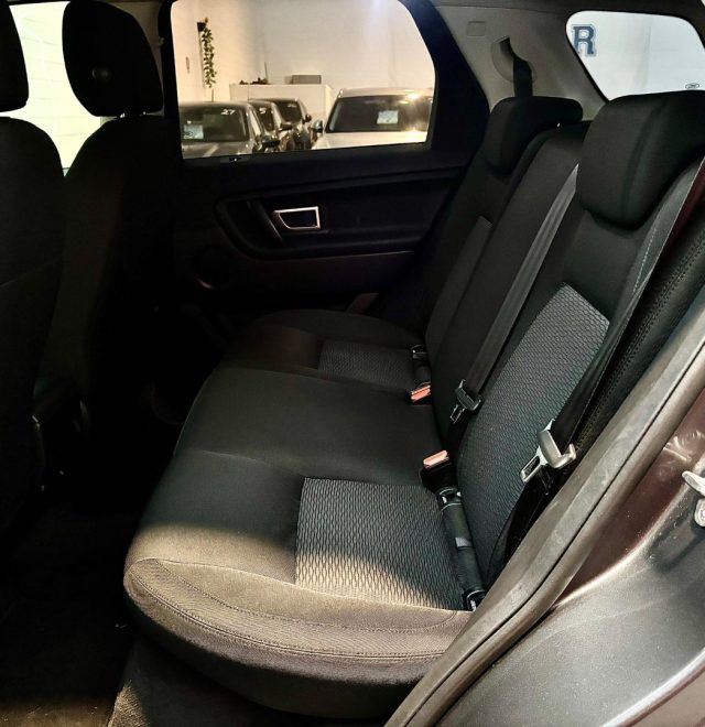 LAND ROVER Discovery Sport usata, con Fari Xenon