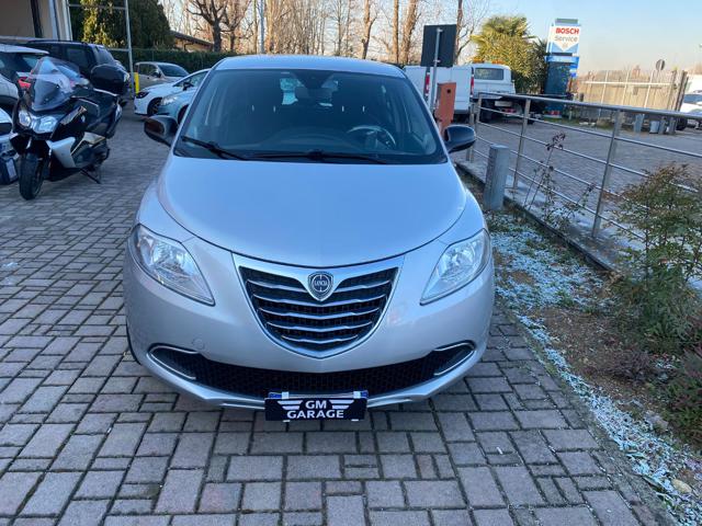 LANCIA Ypsilon usata, con Airbag