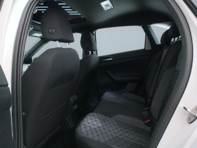 VOLKSWAGEN Taigo usata 16