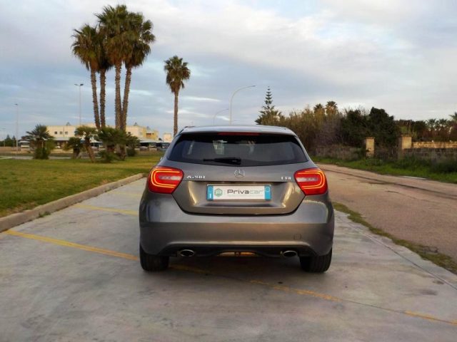 MERCEDES-BENZ A 200 usata, con Alzacristalli elettrici