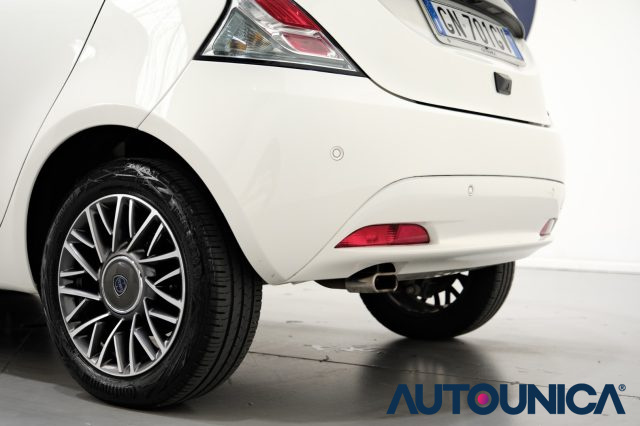 LANCIA Ypsilon usata 39
